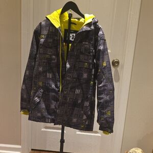 DC Boys' Gray Patterned Puffer Jacket with Yellow Hood